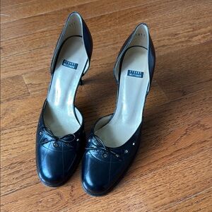 Stuart Weitzman Black Heeled Pumps with Glossy Finish